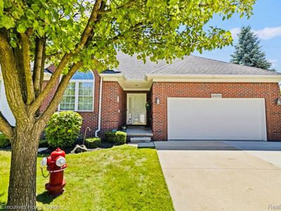 44282 Saturn Dr, Sterling Heights, MI, 48314