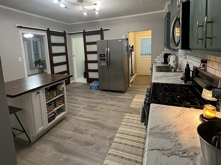 413 19th Ave NE #1 — Photo 9