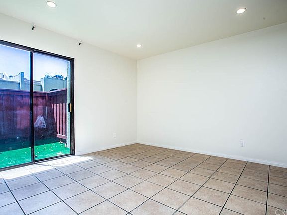 4th image of 13825 Beaver St Unit 61