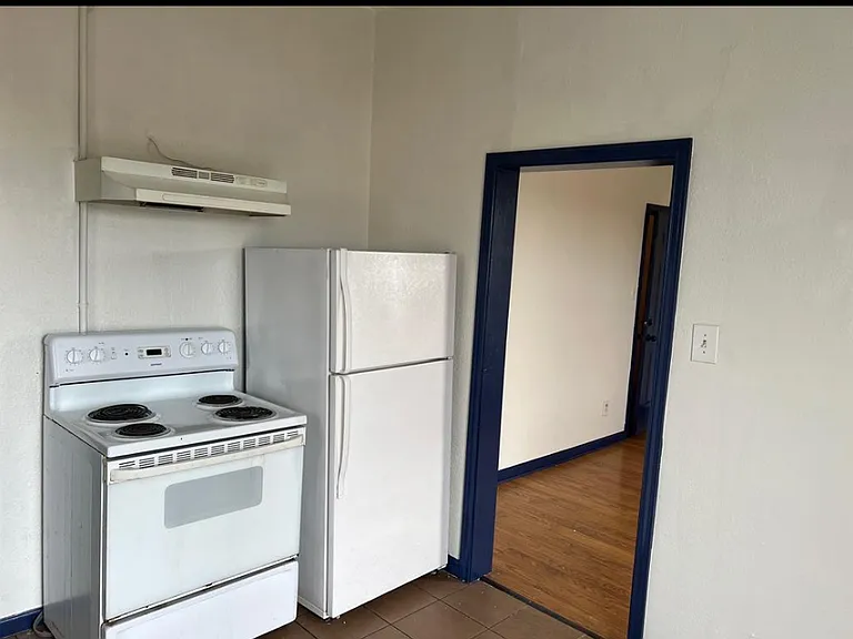 5006 Avenue M — Photo 4