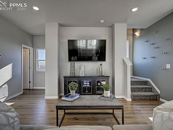 6th image of this home