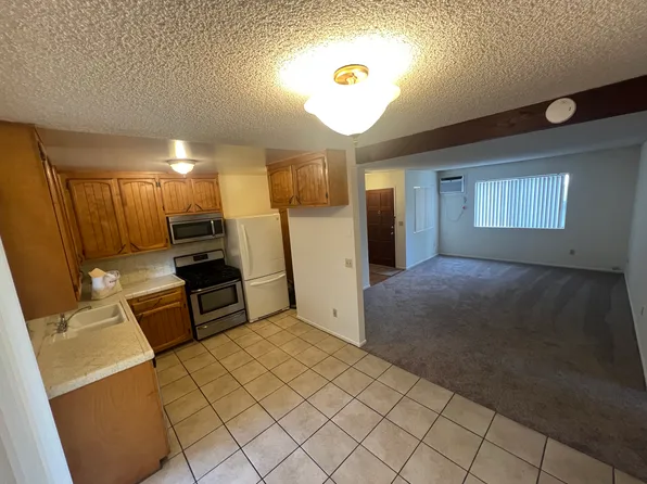3262 Montrose Ave #A, La Crescenta, CA 91214