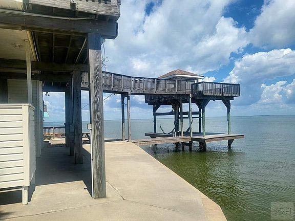 4th image of 3722 Laguna Dr