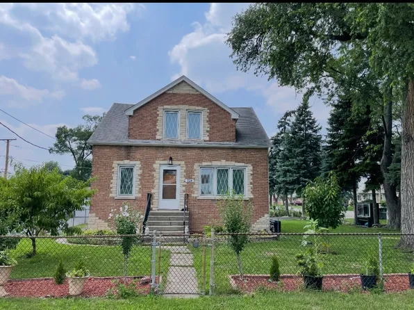 224 Spruce Ave, Bensenville, IL 60106