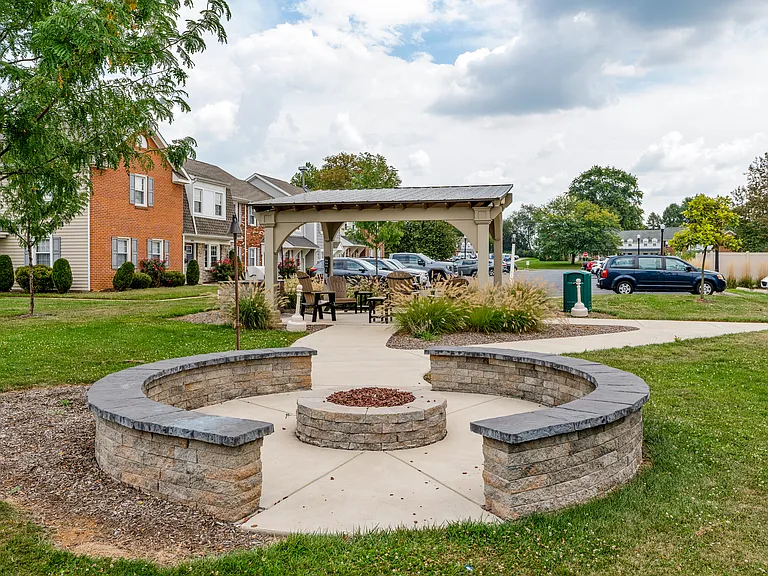 Village of Olde Hickory — Photo 46