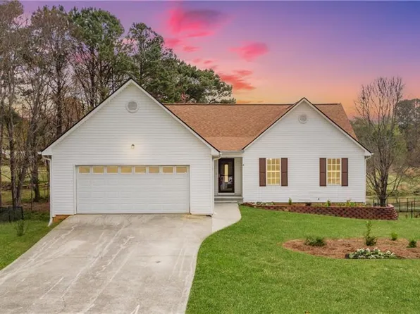 1340 Summer Lake Ter, Loganville, GA 30052