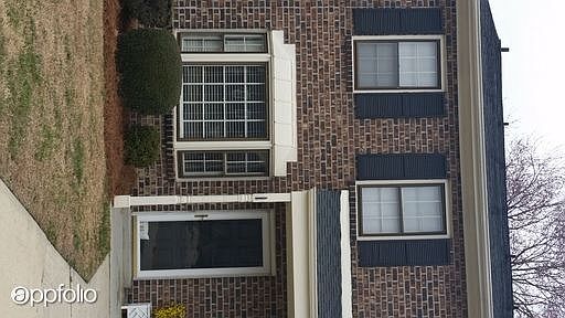 1st image of 33 Scott St