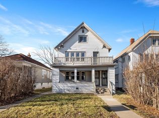 3905 N 13th St #3907, Milwaukee, WI 53206