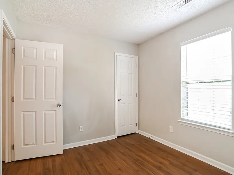 9928 Peppermint Ln — Photo 13