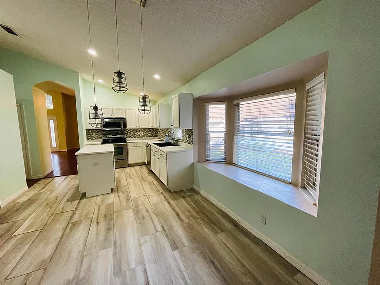 17416 Woodfair Dr — Photo 7