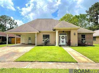 3901 White Sands Dr, Baton Rouge, LA 70814