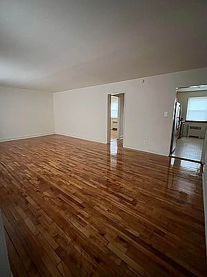 2nd image of 24 Stratford Ave #2O