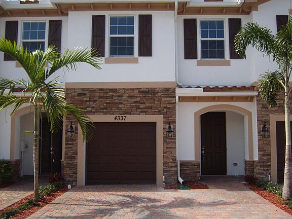 2nd image of 4337 Brewster Ln