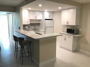 100 Village Green Cir E APT B111, Palm Springs, FL 33461