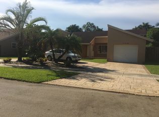 12230 SW 94th St, Miami, FL 33186