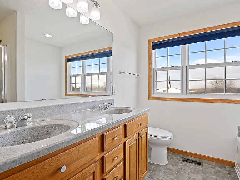 7601 Elm Grove Cir — Photo 11