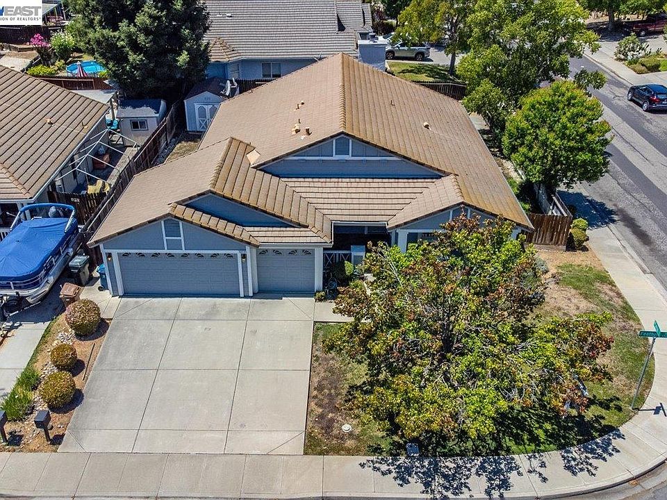 1st image of 5212 Feather Way