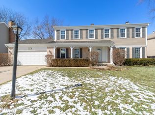 3880 Anjou Ln, Hoffman Estates, IL 60192