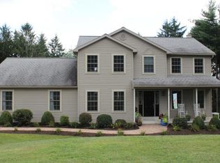 388 Cedarwood Dr, Montoursville, PA 17754