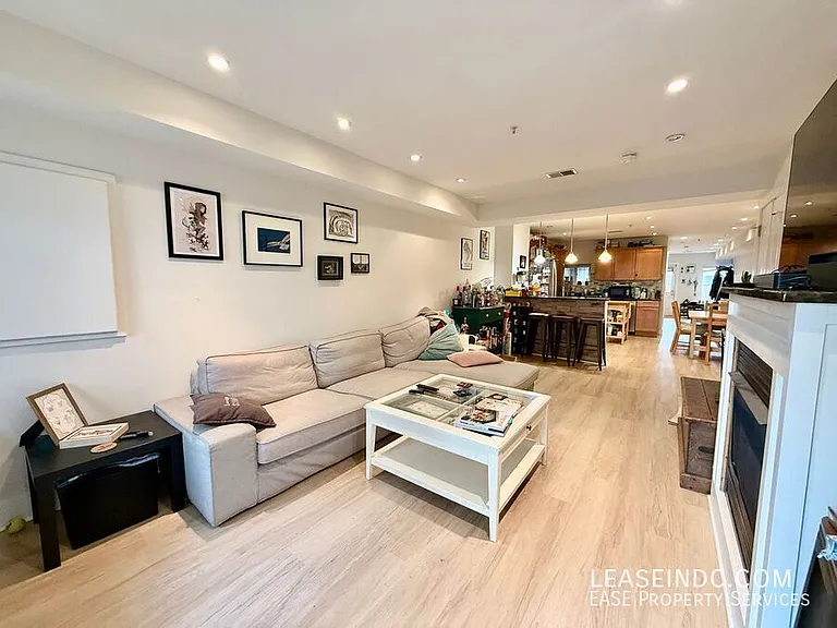 1200 Monroe St NW #A — Photo 2