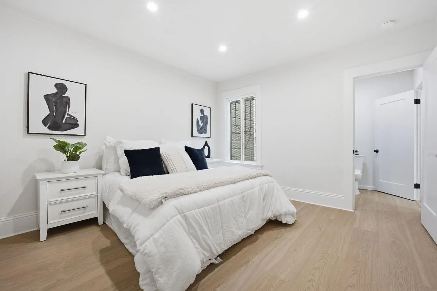 518 Athens St - Photo 10