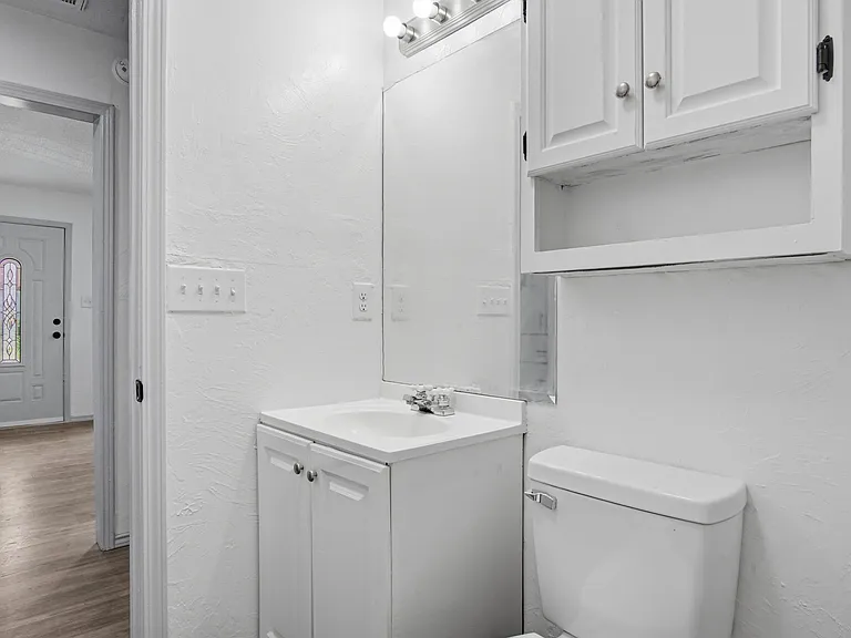 549 E Ercoupe Dr — Photo 22