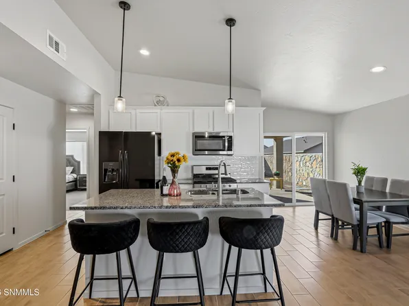 4930 Kailasa Dr, Las Cruces, NM 88012