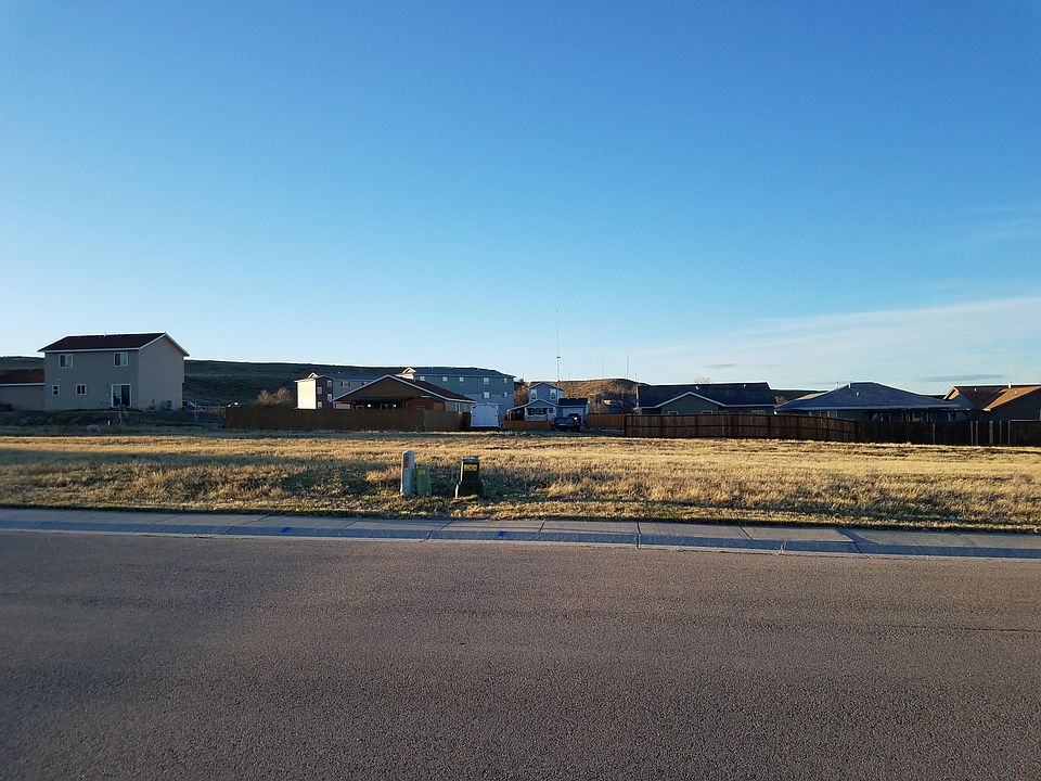 1st image of 626 Melody St