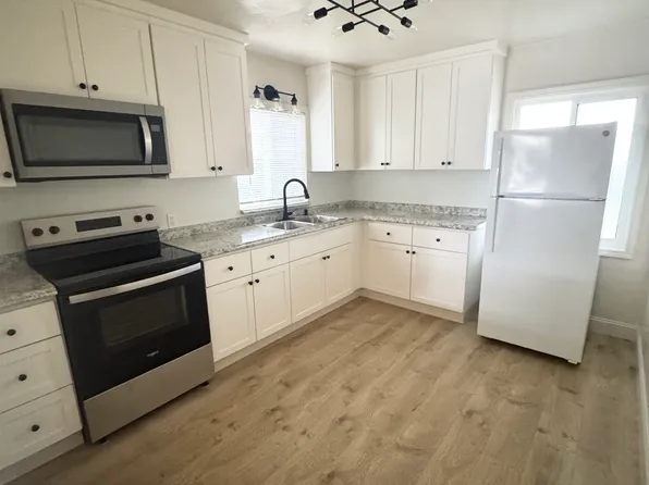 708 Burke Ave, Modesto, CA 95350