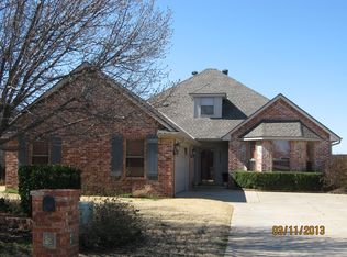 13913 Arapaho Rd, Edmond, OK 73013