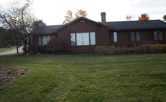 3rd image of 743 Bay East Dr