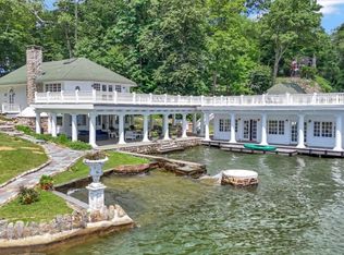 45 Raccoon Island Rd, Lake Hopatcong, NJ 07849