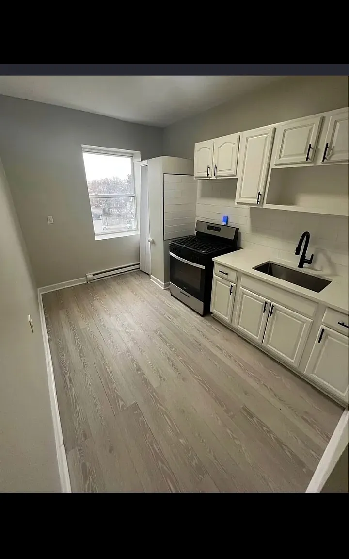 1 bed, $1,750 — Photo 1