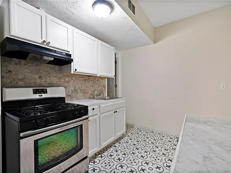 3323 Old Oaks Rd — Photo 19