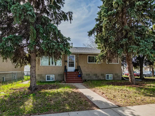 12418 92nd St NW, Edmonton, AB T5G 1B7