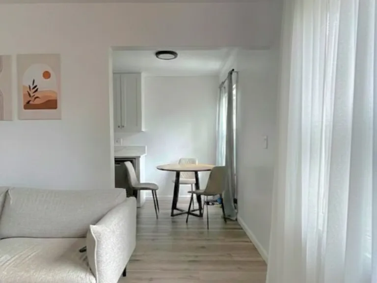 6136 Carlos Ave #1/2 — Photo 3