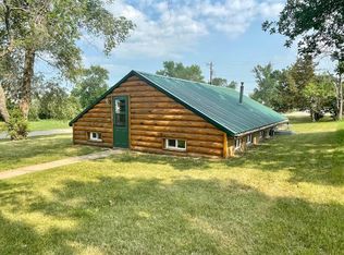 116 N 2nd St W, Doland, SD 57436