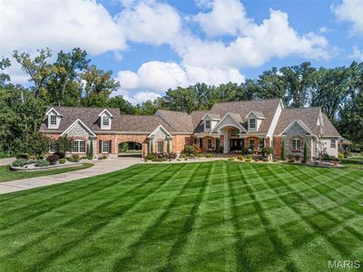 261 Bless Us Dr E, Wentzville, MO, 63385