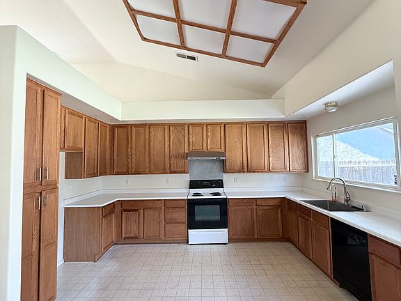 5th image of 3534 Whistler Ct