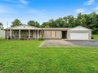 112 Riverview Dr, Anderson, MO 64831