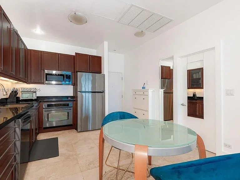 2301 Collins Ave #1629 — Photo 13