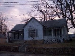 1036 S Orner St, Carthage, MO 64836