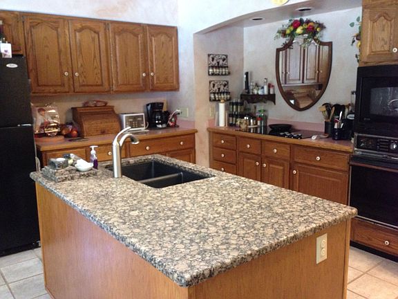 Kitchen Granite Island