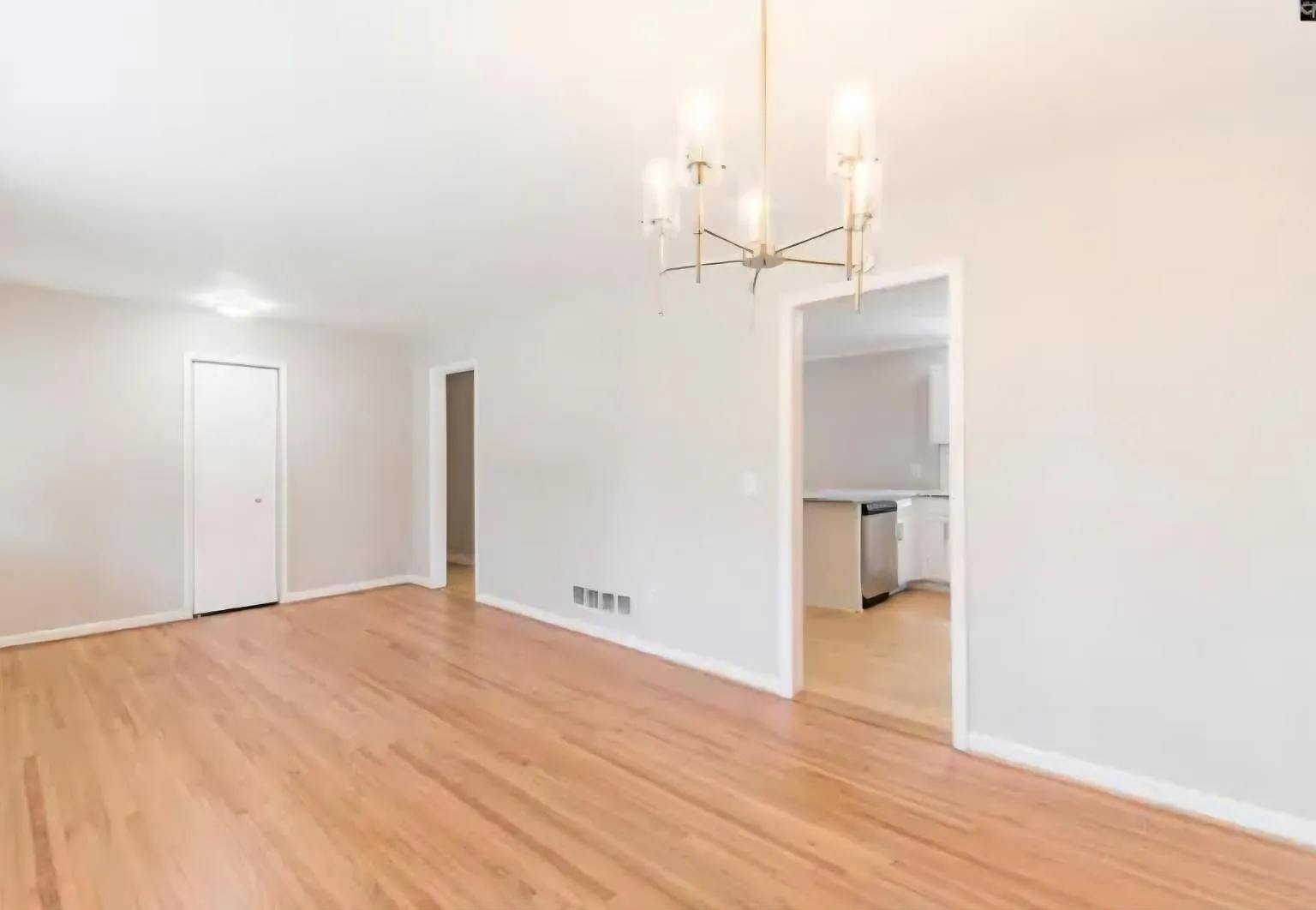 138 Sunnydale Dr — Photo 3