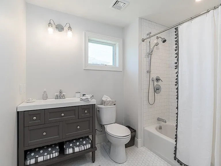 14 Sunset Point Rd — Photo 20