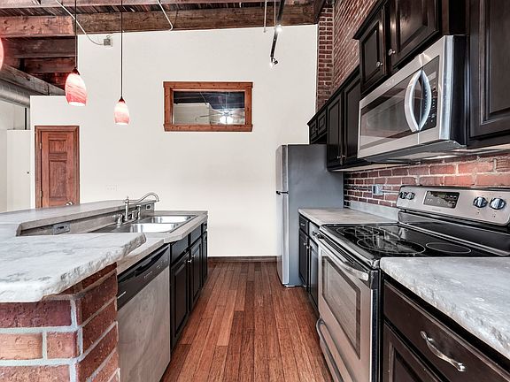 5th image of 211 S Market Ave #Ub-209