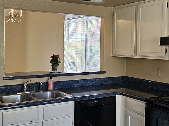 3rd image of 3851 E Kent Dr