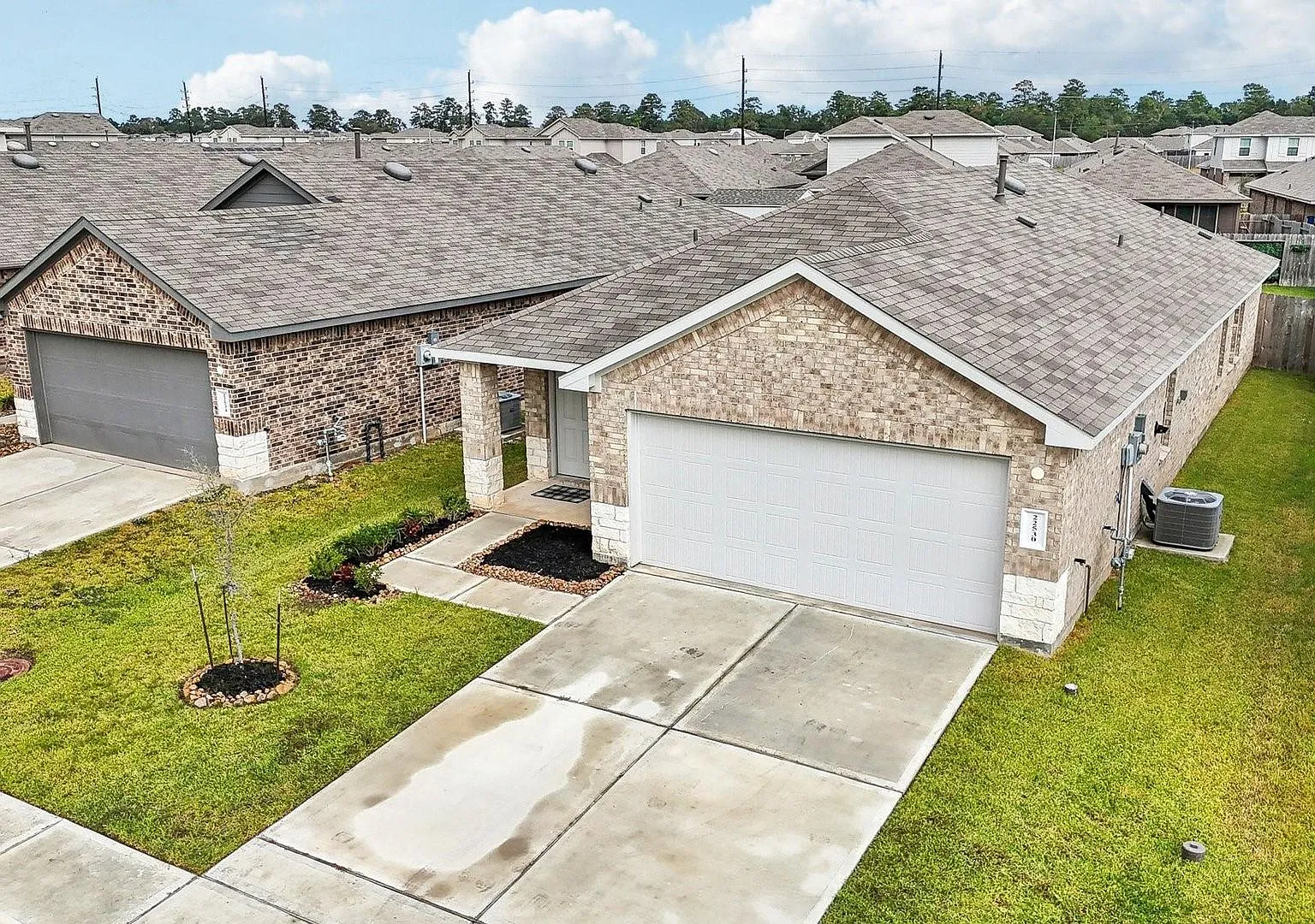 22530 Aspen Tarn Trail Ask about our No Cash Security Deposit Option — Photo 2