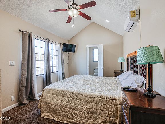 5th image of 3427 Idalia Ave #1