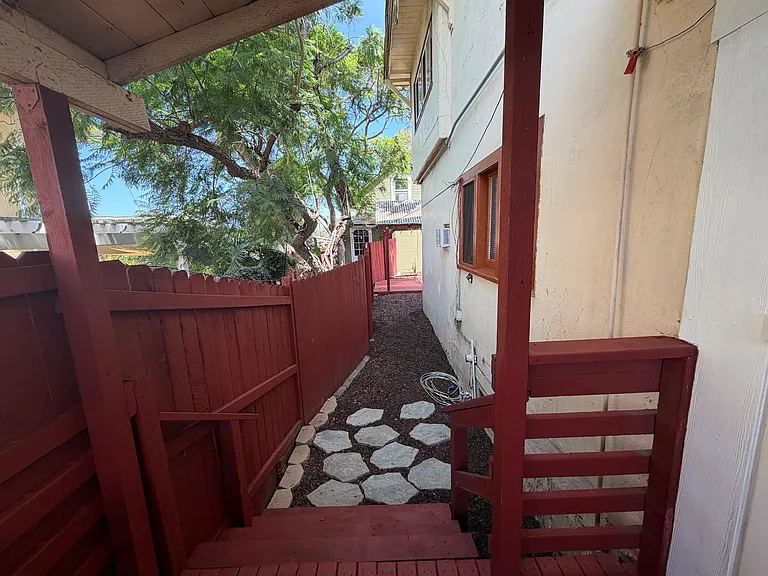 2948 B St — Photo 21